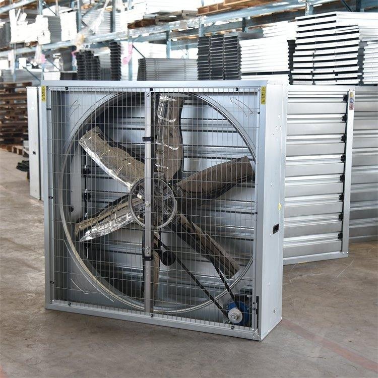 Industrial ventilation fan for poultry farms